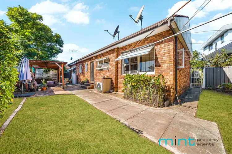 10 Michael Avenue, Belfield NSW 2191