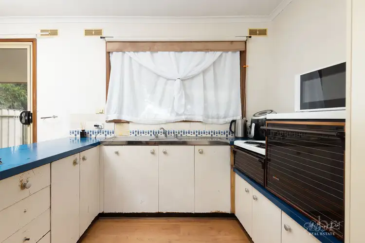 Fifth view of Homely unit listing, 8/152 MELROSE DRIVE, Wodonga VIC 3690