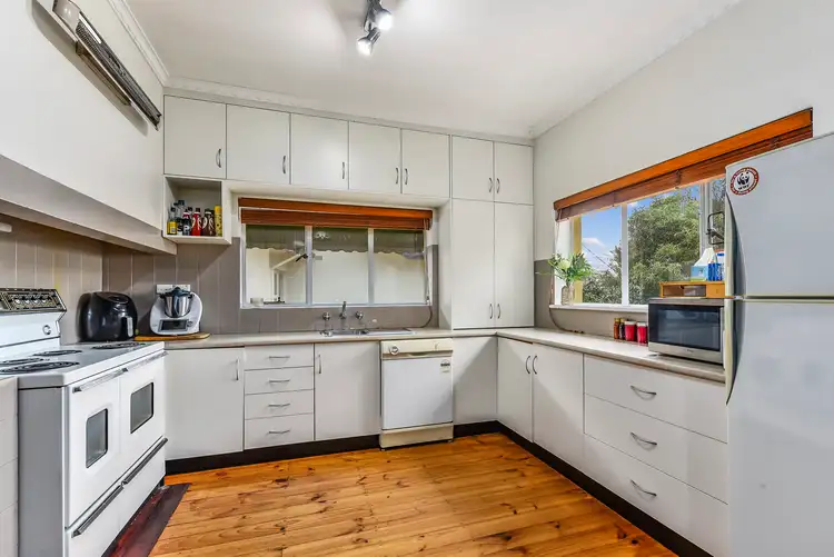 Fourth view of Homely house listing, 17 Renfrey Place, Mount Gambier SA 5290