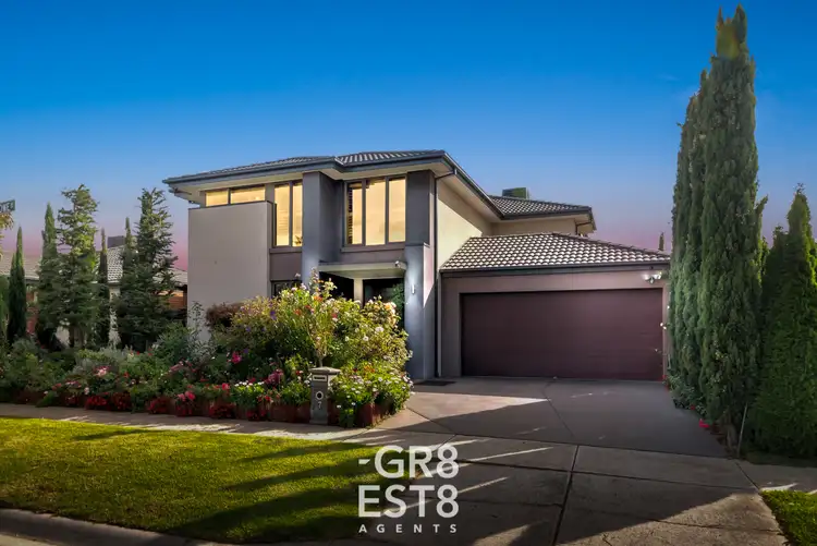 7 CROWE AVENUE, Cranbourne West VIC 3977