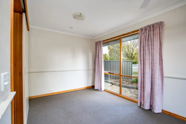 Third view of Homely house listing, 5 Coventry Court, Wodonga VIC 3690