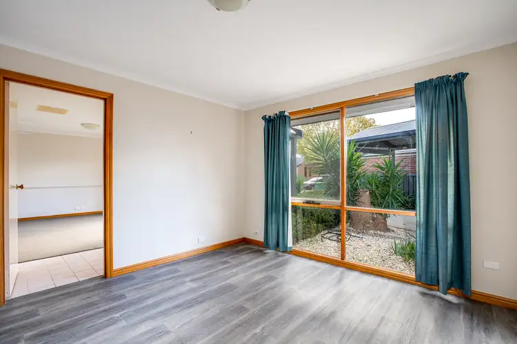 Seventh view of Homely house listing, 5 Coventry Court, Wodonga VIC 3690