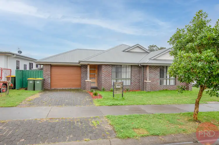 21 Mileham Circuit, Rutherford NSW 2320