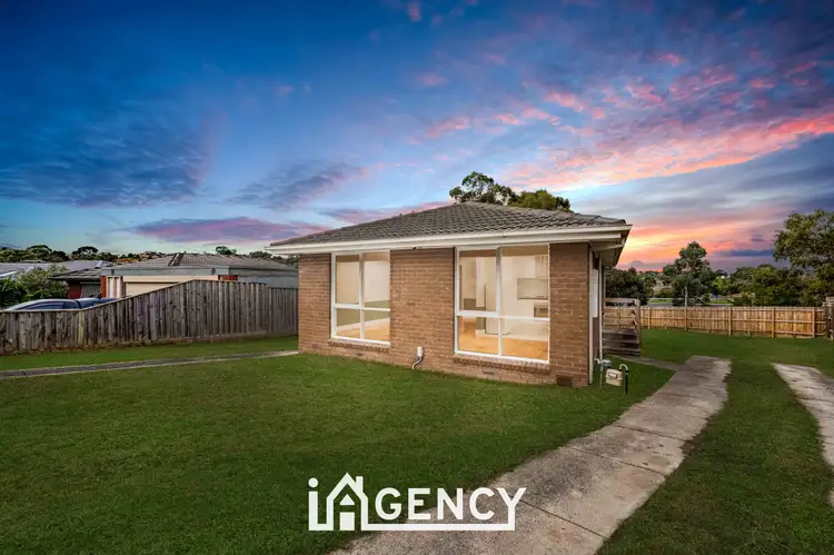 Second view of Homely house listing, 3 Bedford Court, Endeavour Hills VIC 3802