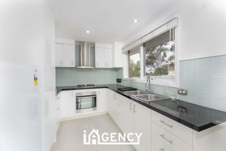 Third view of Homely house listing, 3 Bedford Court, Endeavour Hills VIC 3802