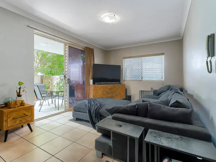 Fourth view of Homely unit listing, 3/27 Paragon Street, Yeronga QLD 4104