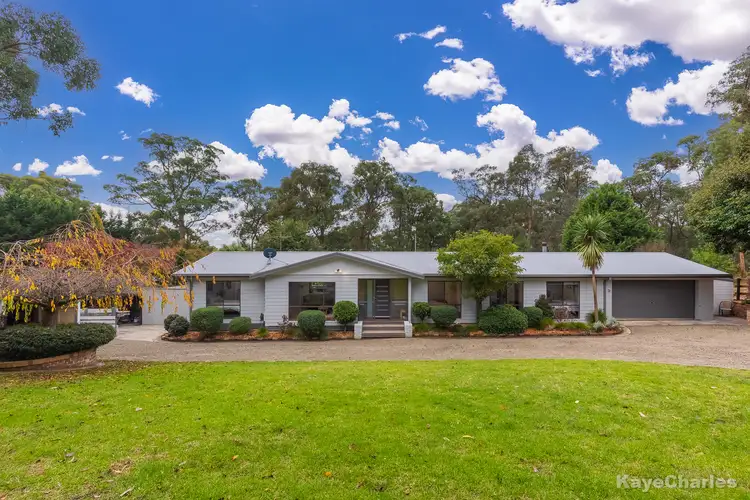 9 Paternoster Road