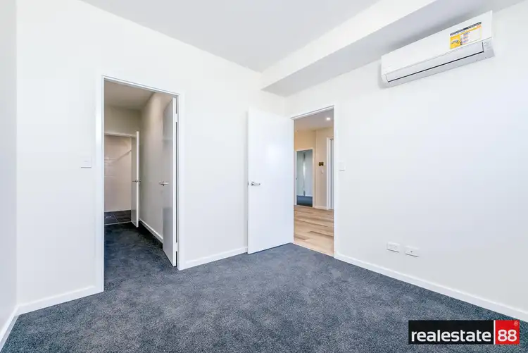 Sixth view of Homely apartment listing, 4/152 Wright Street, Kewdale WA 6105