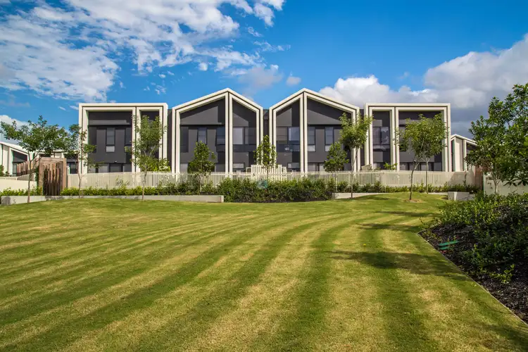 51/1 Residences Circuit, Pimpama QLD 4209