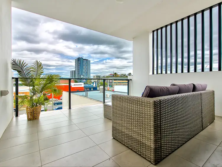 Sixth view of Homely apartment listing, 14/33 Sword Street, Woolloongabba QLD 4102