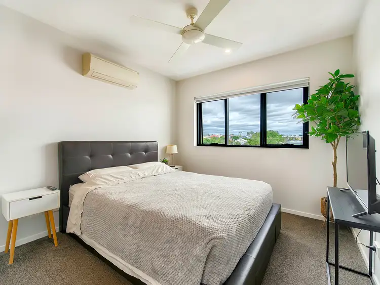 Seventh view of Homely apartment listing, 14/33 Sword Street, Woolloongabba QLD 4102