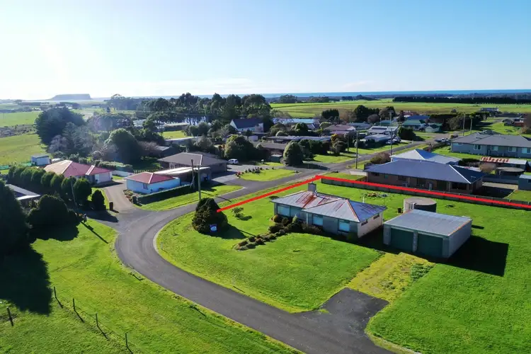 8 Horton Street, Forest TAS 7330