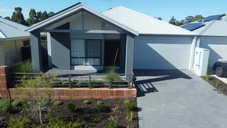Second view of Homely house listing, 9 Langer Crescent, Champion Lakes WA 6111