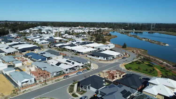 Sixth view of Homely house listing, 9 Langer Crescent, Champion Lakes WA 6111