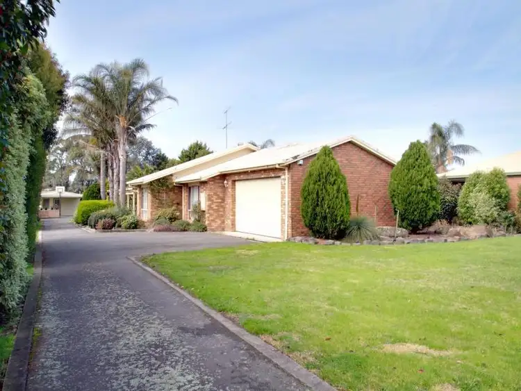 43 Bennett Street, Moe VIC 3825