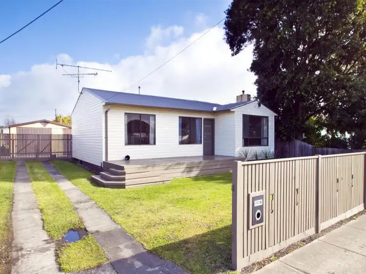 17 Koornalla Street, Newborough VIC 3825