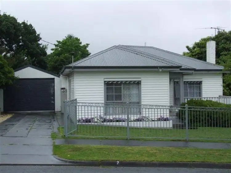 7 Leith Street, Newborough VIC 3825