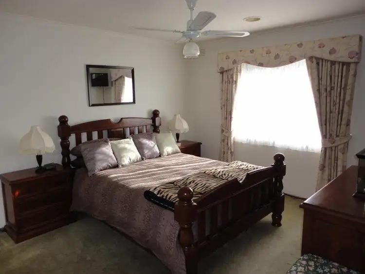 Fifth view of Homely house listing, 2 Dinwoodie Drive, Newborough VIC 3825