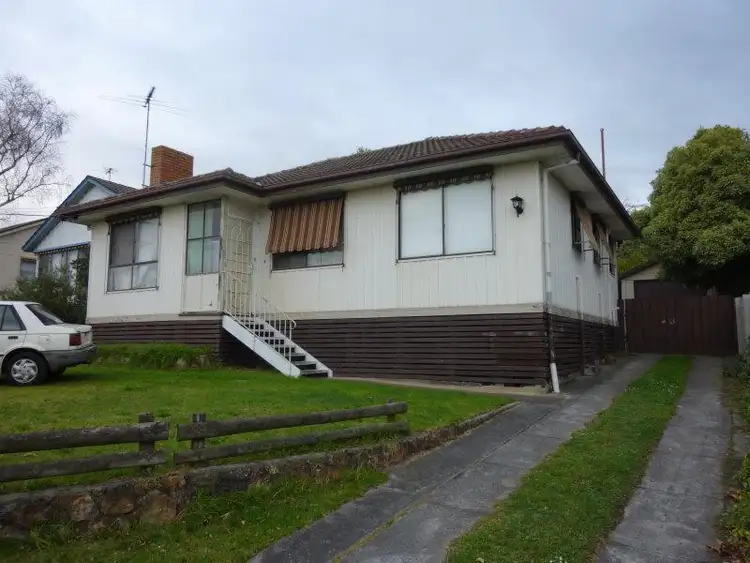 24 Canberra Street, Moe VIC 3825