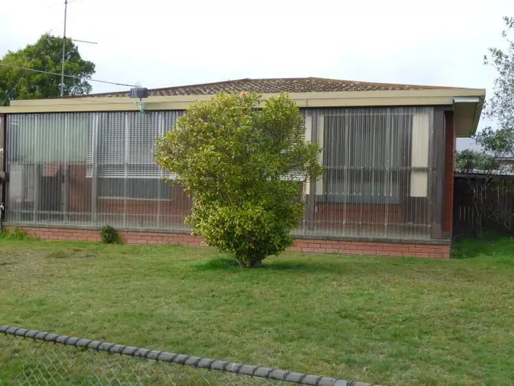 15 Alexander Avenue, Moe VIC 3825