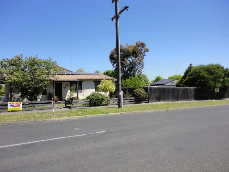 22 Boolarra Avenue, Newborough VIC 3825