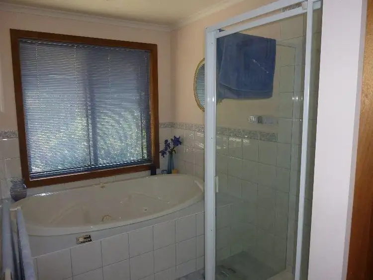 Sixth view of Homely house listing, 250 McDonalds Track, Hernes Oak VIC 3825