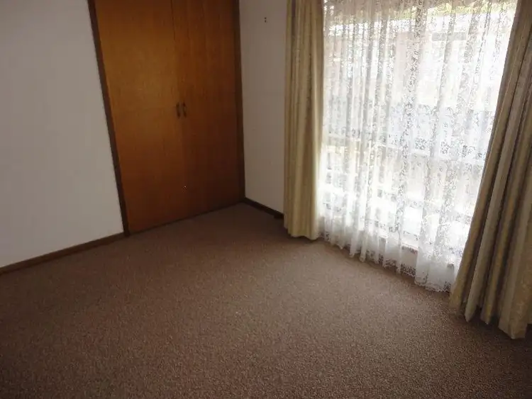 Fifth view of Homely unit listing, 1/2 O'Reilly Court, Moe VIC 3825