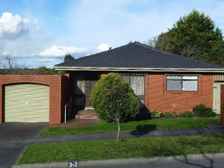 3/2 Narracan Drive, Moe VIC 3825