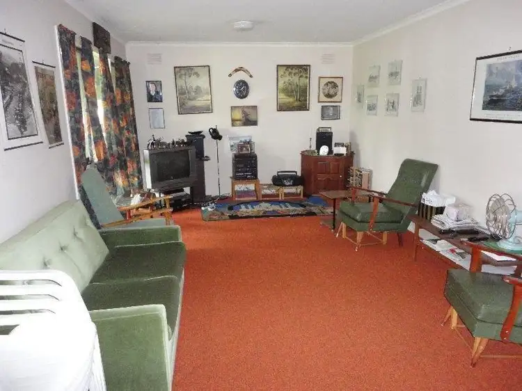 Second view of Homely house listing, 4 St Gwinear Court, Rawson VIC 3825