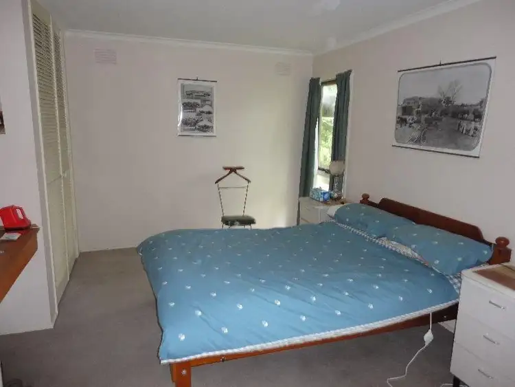 Seventh view of Homely house listing, 4 St Gwinear Court, Rawson VIC 3825