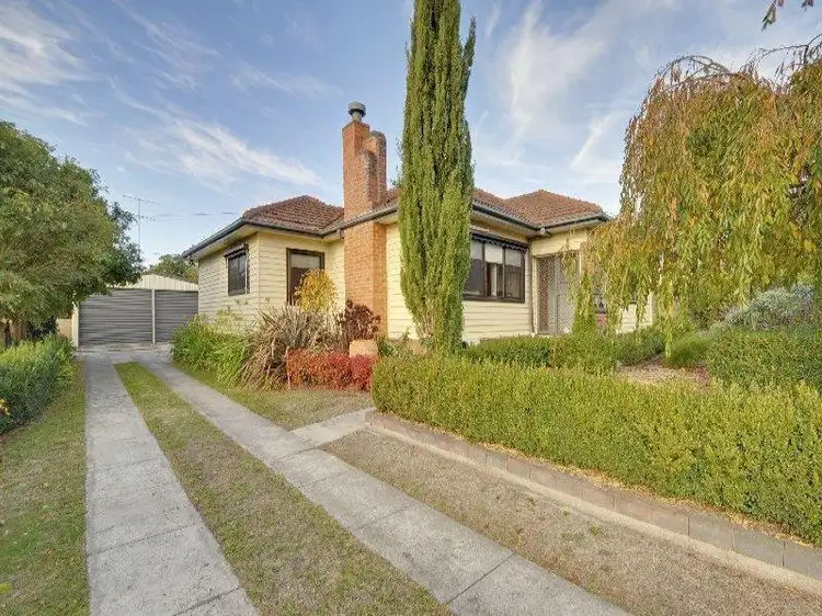 24 March Street, Newborough VIC 3825