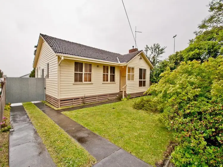 2 Barwick Place, Moe VIC 3825