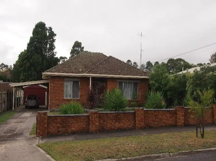 24 Trent Street, Newborough VIC 3825