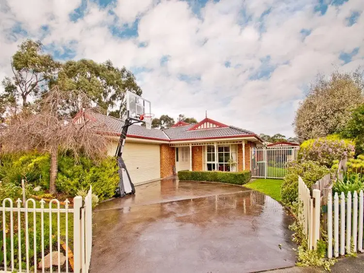 4 Catani Court, Newborough VIC 3825