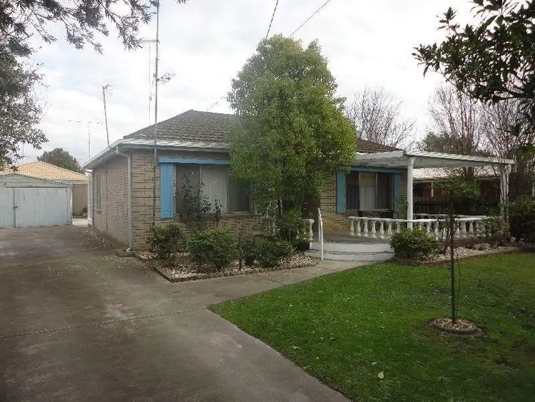 69 Hennessey Street, Moe VIC 3825