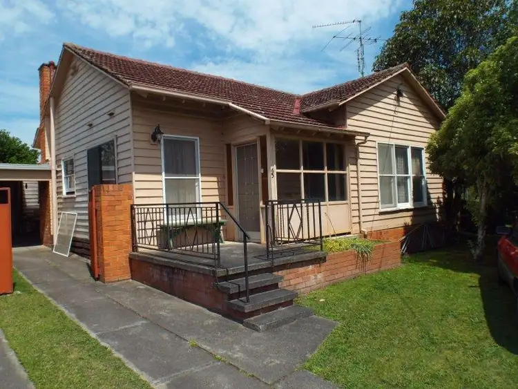 45 Service Road, Moe VIC 3825