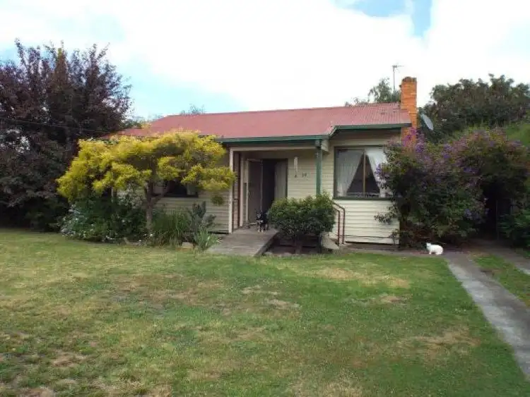 14 Parer Avenue, Moe VIC 3825