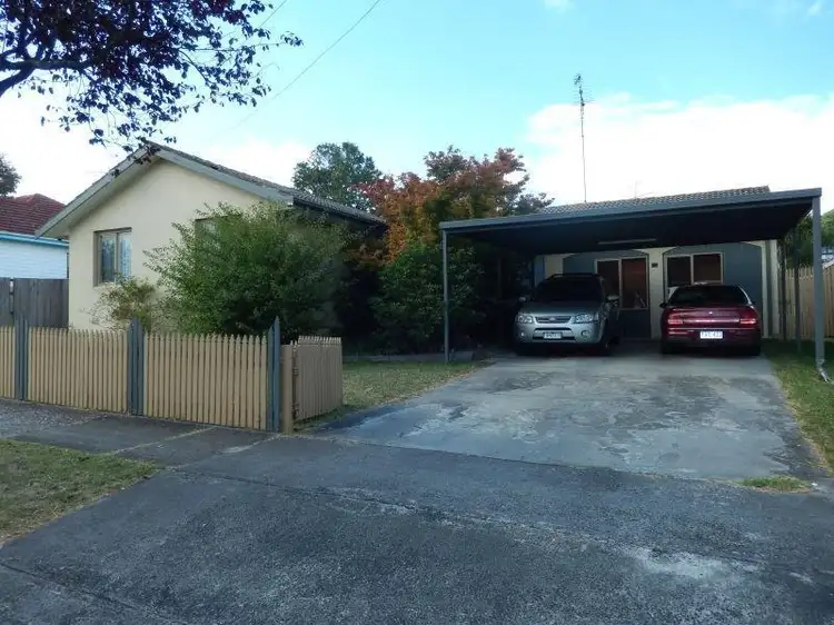 16 Powell Street, Newborough VIC 3825
