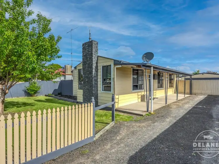 292 Old Sale Rd, Newborough VIC 3825