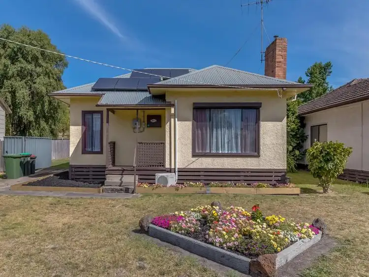 37 Service Road, Moe VIC 3825