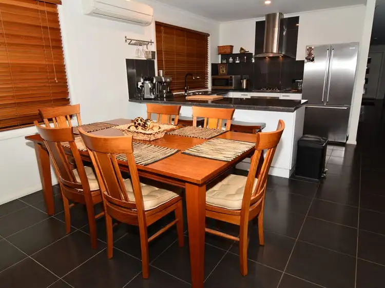 Fifth view of Homely house listing, 7 Crombe Ct, Newborough VIC 3825