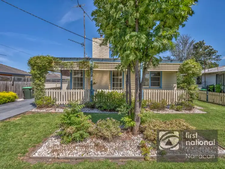 10 Alexander Ave, Moe VIC 3825