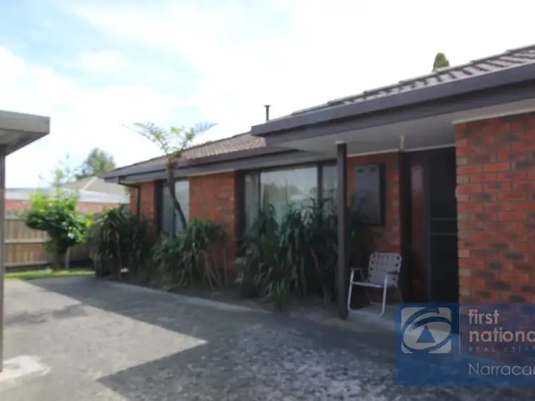 4/26 Saxtons Dr, Moe VIC 3825