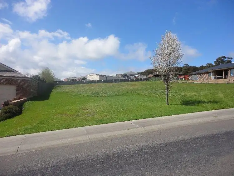 89 Watsons Road, Moe VIC 3825