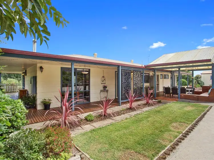 821-823 Princes Way, Drouin VIC 3818