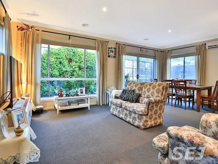 Fourth view of Homely house listing, 10 McGarvie Crescent, Pakenham VIC 3810