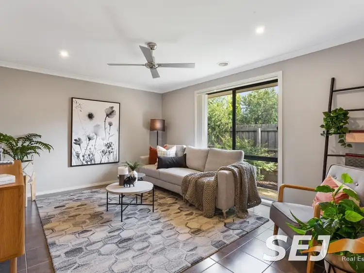 Main view of Homely house listing, 5 WHITE GUM COURT, Drouin VIC 3818