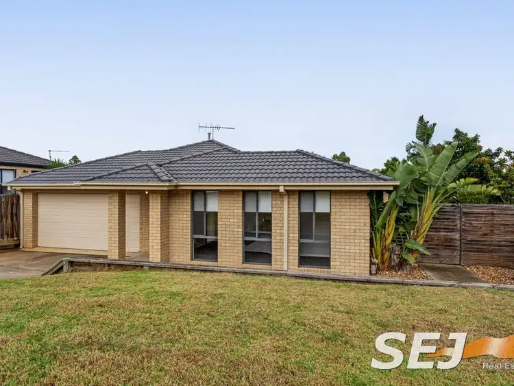 Fifth view of Homely house listing, 5 WHITE GUM COURT, Drouin VIC 3818