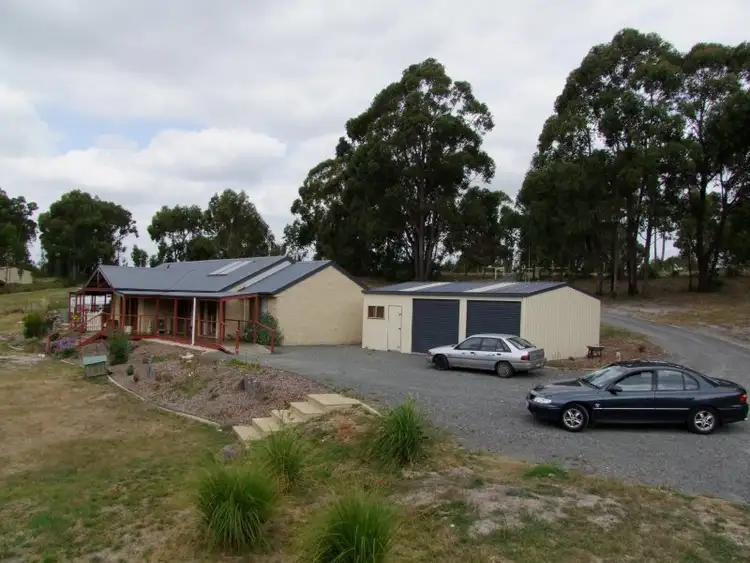 3 GILFEDDER TERRACE, Mirboo North VIC 3871