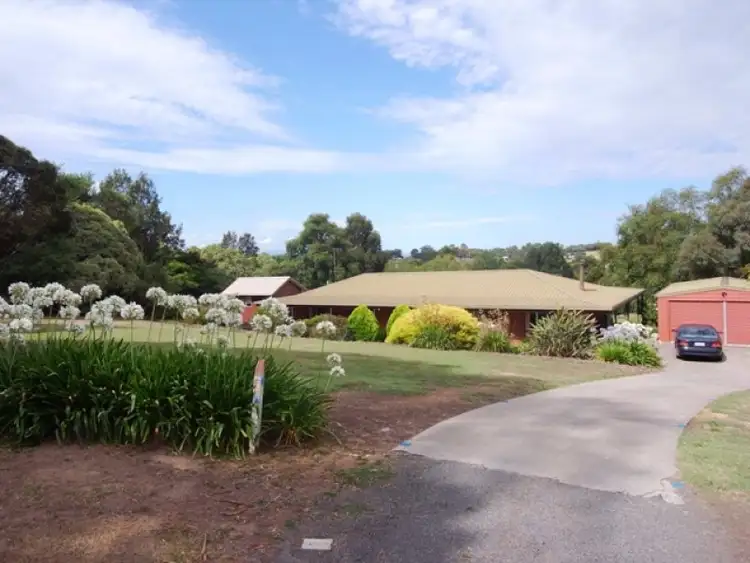 15 Gibson Road, Warragul VIC 3820